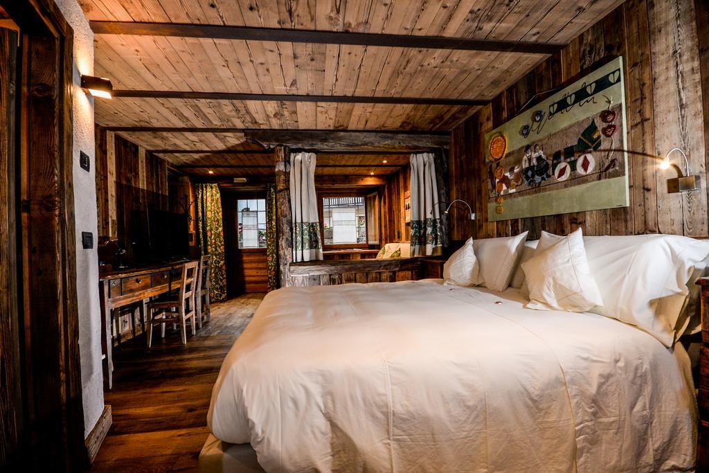 Hotel Du Grand Paradis - 1899 Auberge Boutique Cogne Ngoại thất bức ảnh