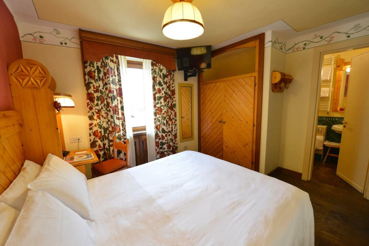 Hotel Du Grand Paradis - 1899 Auberge Boutique Cogne Ngoại thất bức ảnh