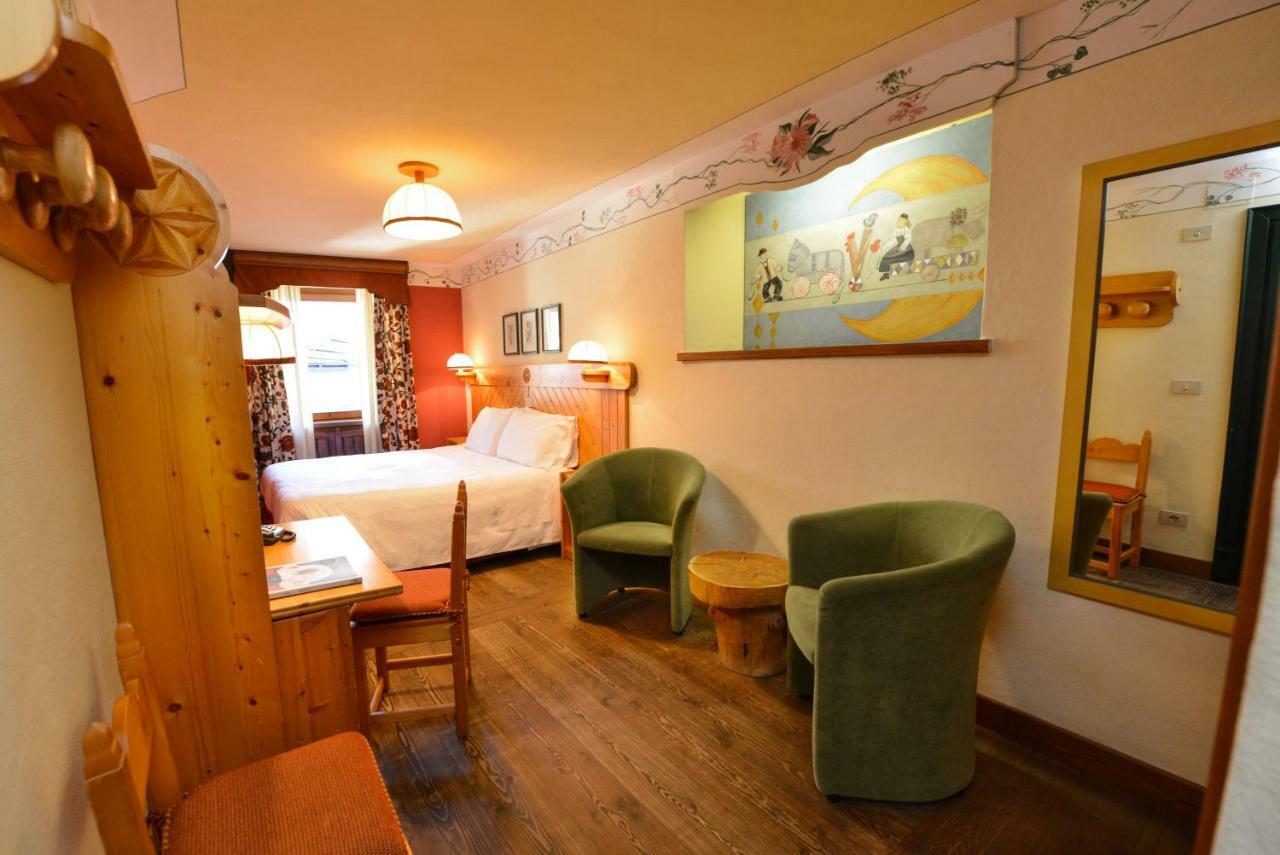 Hotel Du Grand Paradis - 1899 Auberge Boutique Cogne Ngoại thất bức ảnh