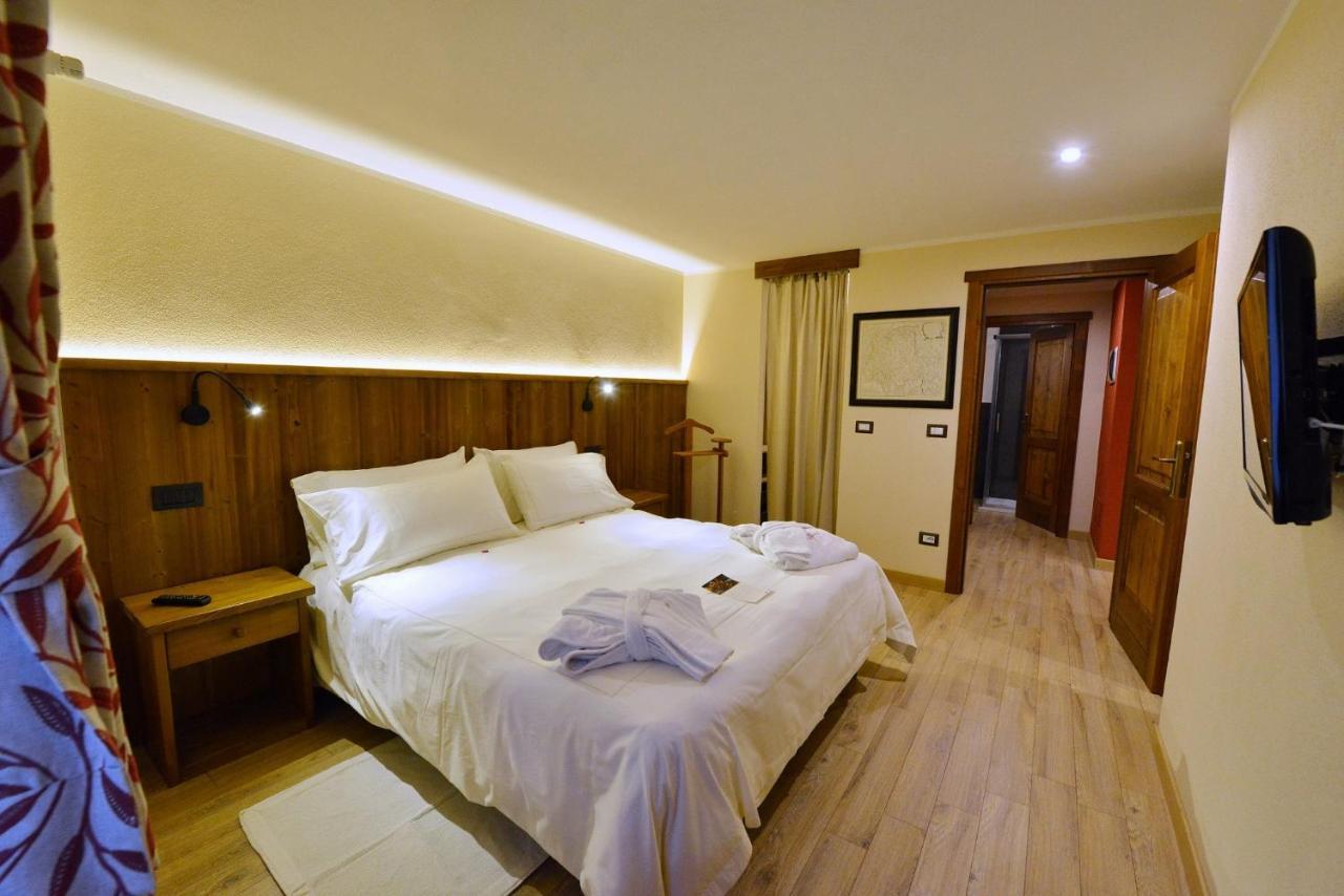 Hotel Du Grand Paradis - 1899 Auberge Boutique Cogne Ngoại thất bức ảnh